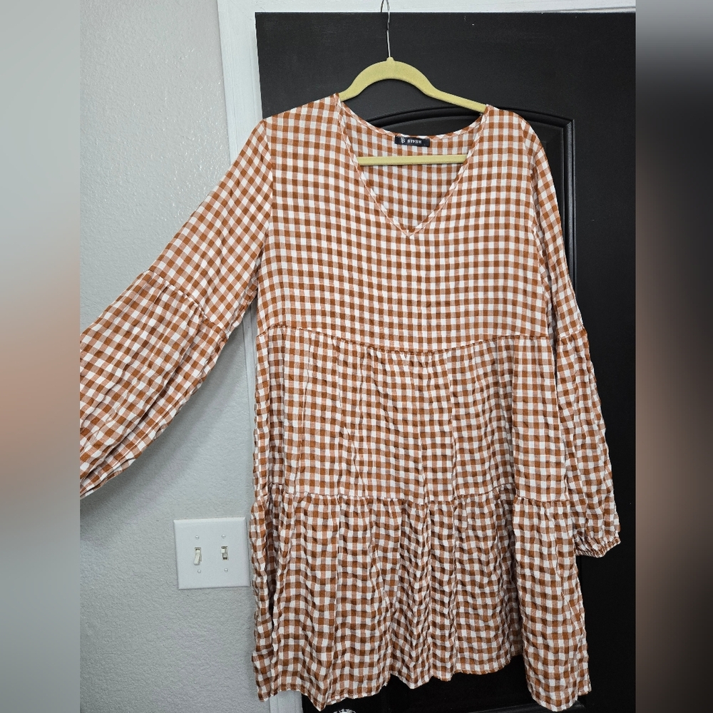 Fall v neck dress with bell sleeves size Large